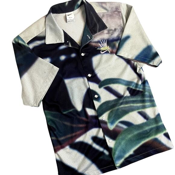 Nike Vintage Shirt Men Small Multi Resort Dri-Fit Hawaiian Mesh Spellout Swoosh - Picture 1 of 11